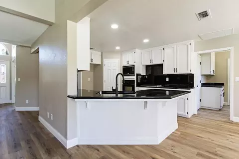 15765 W Kearney Blvd, Kerman, CA 93630 photo 12