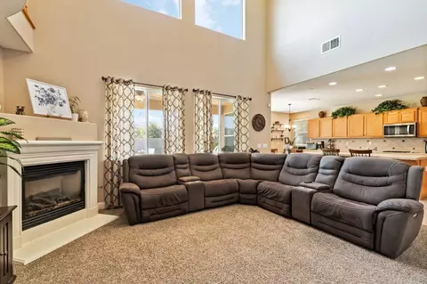 16051 W Matthew Ave, Kerman, CA 93630 photo 22