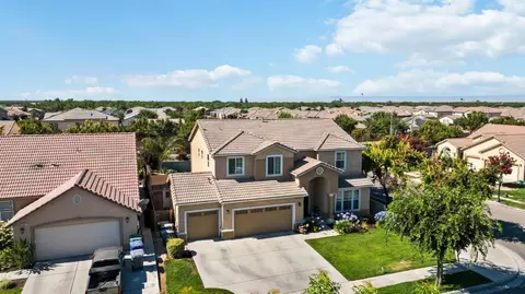 16051 W Matthew Ave, Kerman, CA 93630 photo 3