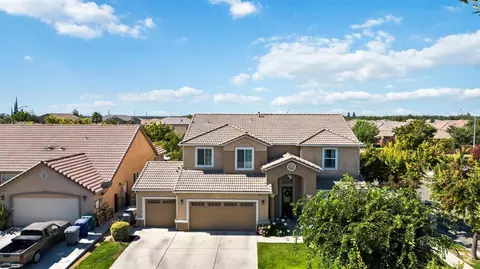 16051 W Matthew Ave, Kerman, CA 93630 photo 2