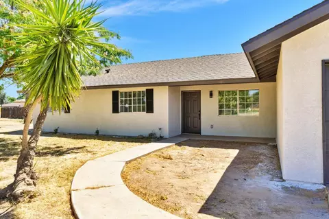 16895 Crystal Dr, Madera, CA 93638 photo 4