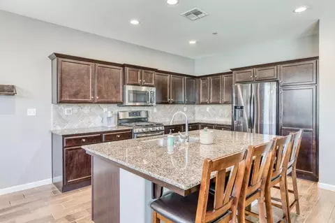 3961 Saginaw Ave, Clovis, CA 93619 photo 6