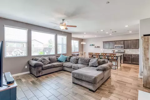3961 Saginaw Ave, Clovis, CA 93619 photo 3