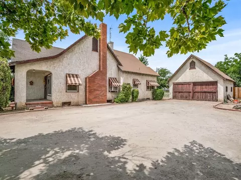831 3rd St, Clovis, CA 93612 photo 3