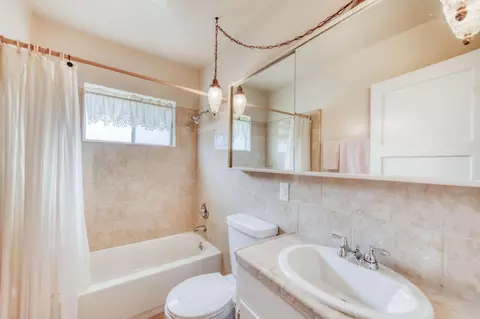 1940 14th St, Sanger, CA 93657 photo 4