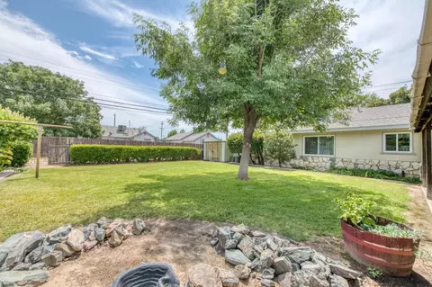 1940 14th St, Sanger, CA 93657 photo 30