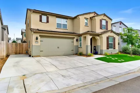 7438 E Cornell Ave, Fresno, CA 93737 photo 2
