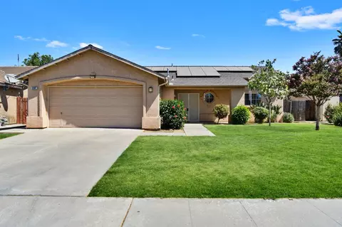 3367 Ren Way, Madera, CA 93637 photo 1