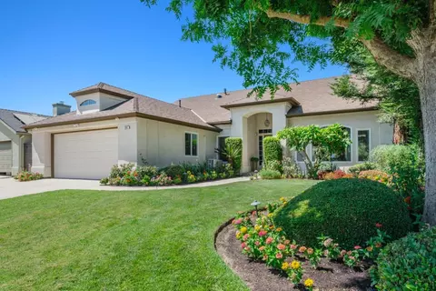 291 W Chennault Ave, Clovis, CA 93611 photo 2