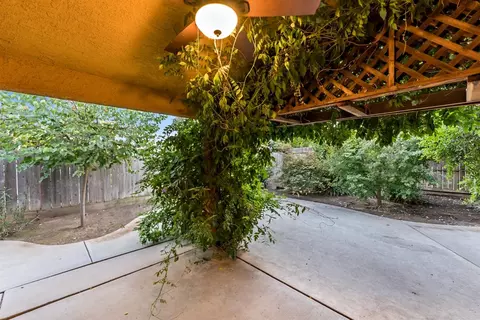780 Burl Ave, Clovis, CA 93611 photo 19