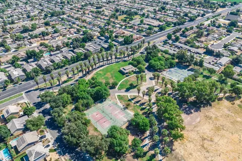 565 Ruby Dr, Lemoore, CA 93245 photo 46