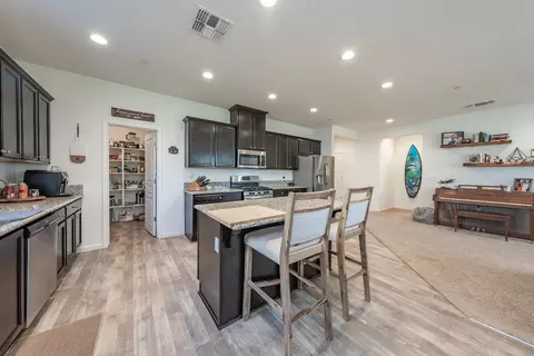 565 Ruby Dr, Lemoore, CA 93245 photo 10