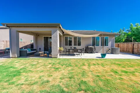 565 Ruby Dr, Lemoore, CA 93245 photo 30
