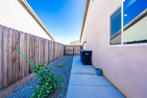 565 Ruby Dr, Lemoore, CA 93245 photo 27