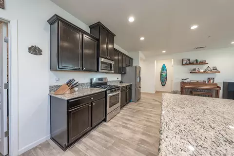 565 Ruby Dr, Lemoore, CA 93245 photo 12