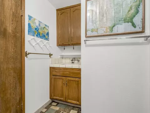 581 E Ash Ave, Hanford, CA 93230 photo 25