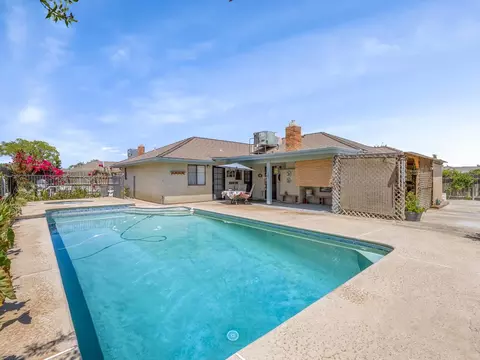 581 E Ash Ave, Hanford, CA 93230 photo 29