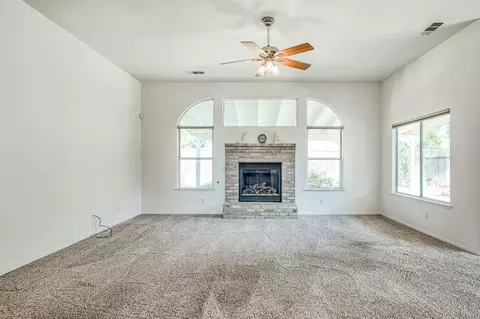 3234 Pistachio Ave, Clovis, CA 93611 photo 6