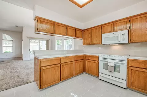 3234 Pistachio Ave, Clovis, CA 93611 photo 17
