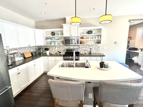 3040 Glacier Ln, Clovis, CA 93619 photo 12
