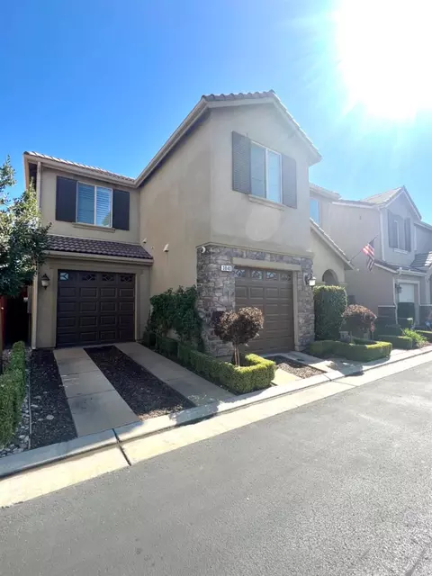 3040 Glacier Ln, Clovis, CA 93619 photo 4