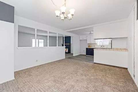 607 W San Jose Ave, Clovis, CA 93612 photo 9