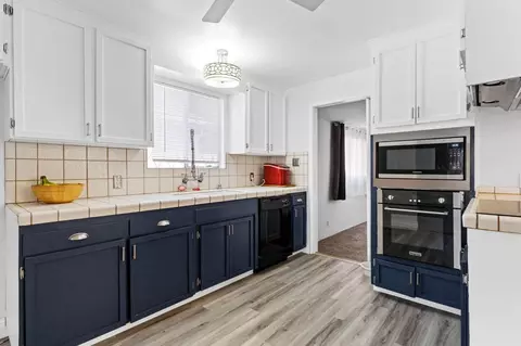 607 W San Jose Ave, Clovis, CA 93612 photo 13
