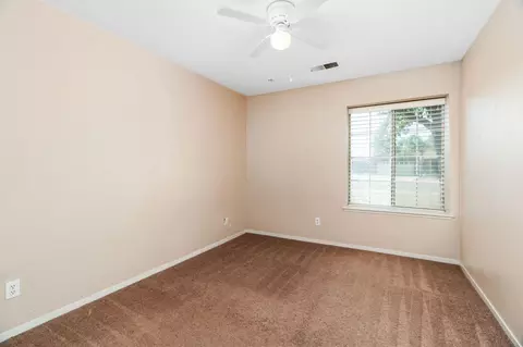 509 Deerwood Dr, Madera, CA 93637 photo 17