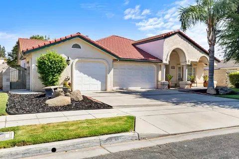 3267 Boulder Ave, Madera, CA 93637 photo 3