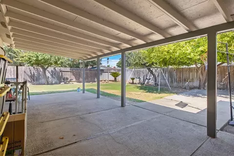 2880 Claremont Ave, Clovis, CA 93611 photo 26