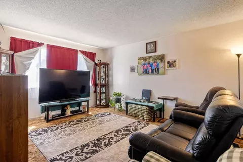 2880 Claremont Ave, Clovis, CA 93611 photo 6