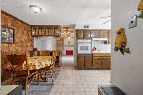 2880 Claremont Ave, Clovis, CA 93611 photo 9
