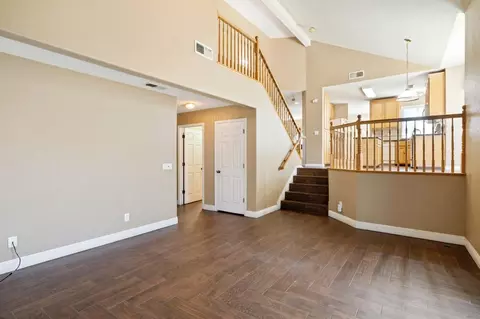 1426 Alexis Way, Madera, CA 93637 photo 3