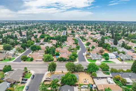2467 Sierra Ave, Clovis, CA 93611 photo 33