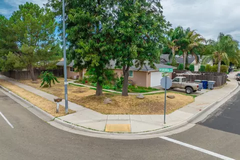 2467 Sierra Ave, Clovis, CA 93611 photo 26