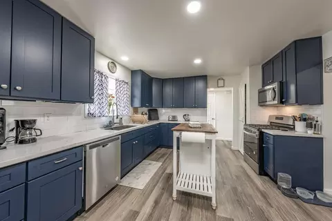 2467 Sierra Ave, Clovis, CA 93611 photo 8
