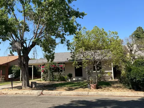 924 Dellavalle Ave, Madera, CA 93638 photo 1
