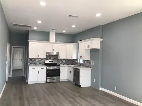 230 E Ivy St, Hanford, CA 93230 photo 11