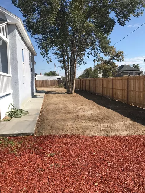 230 E Ivy St, Hanford, CA 93230 photo 7