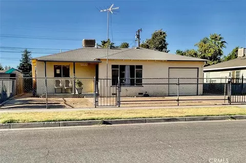 4485 Eugenia Ave, Fresno, CA 93725 photo 1