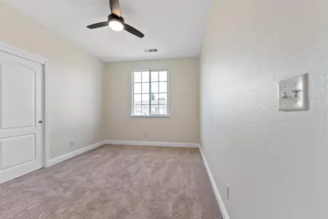 2648 Portals Ave, Clovis, CA 93611 photo 17