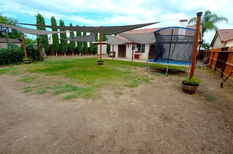 2607 Hillcrest St, Selma, CA 93662 photo 23