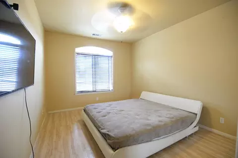 2607 Hillcrest St, Selma, CA 93662 photo 17