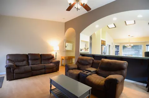 2607 Hillcrest St, Selma, CA 93662 photo 7