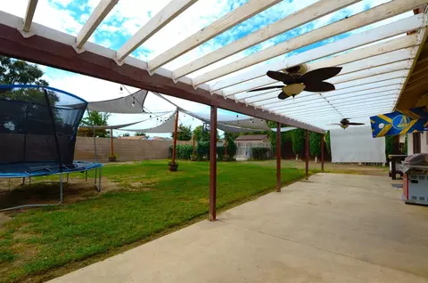 2607 Hillcrest St, Selma, CA 93662 photo 22