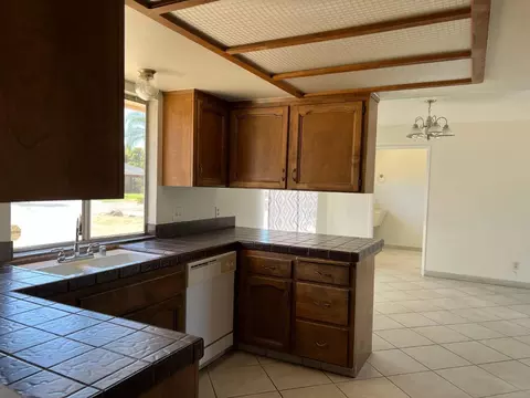 26285 Haley Way, Madera, CA 93638 photo 3