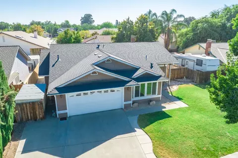 1410 Pine Dr, Lemoore, CA 93245 photo 31