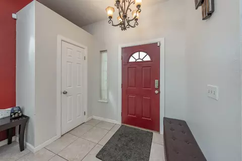 1410 Pine Dr, Lemoore, CA 93245 photo 4