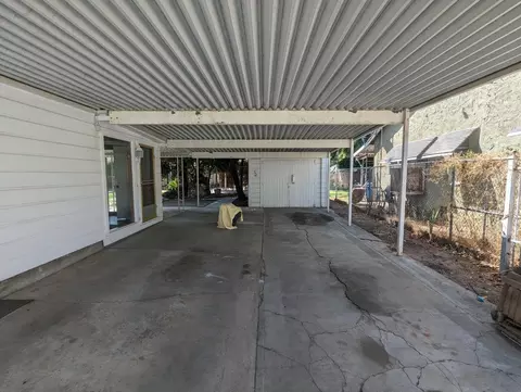 621 E 5th St, Madera, CA 93638 photo 24