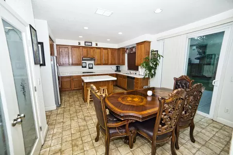 804 Pear St, Madera, CA 93638 photo 12